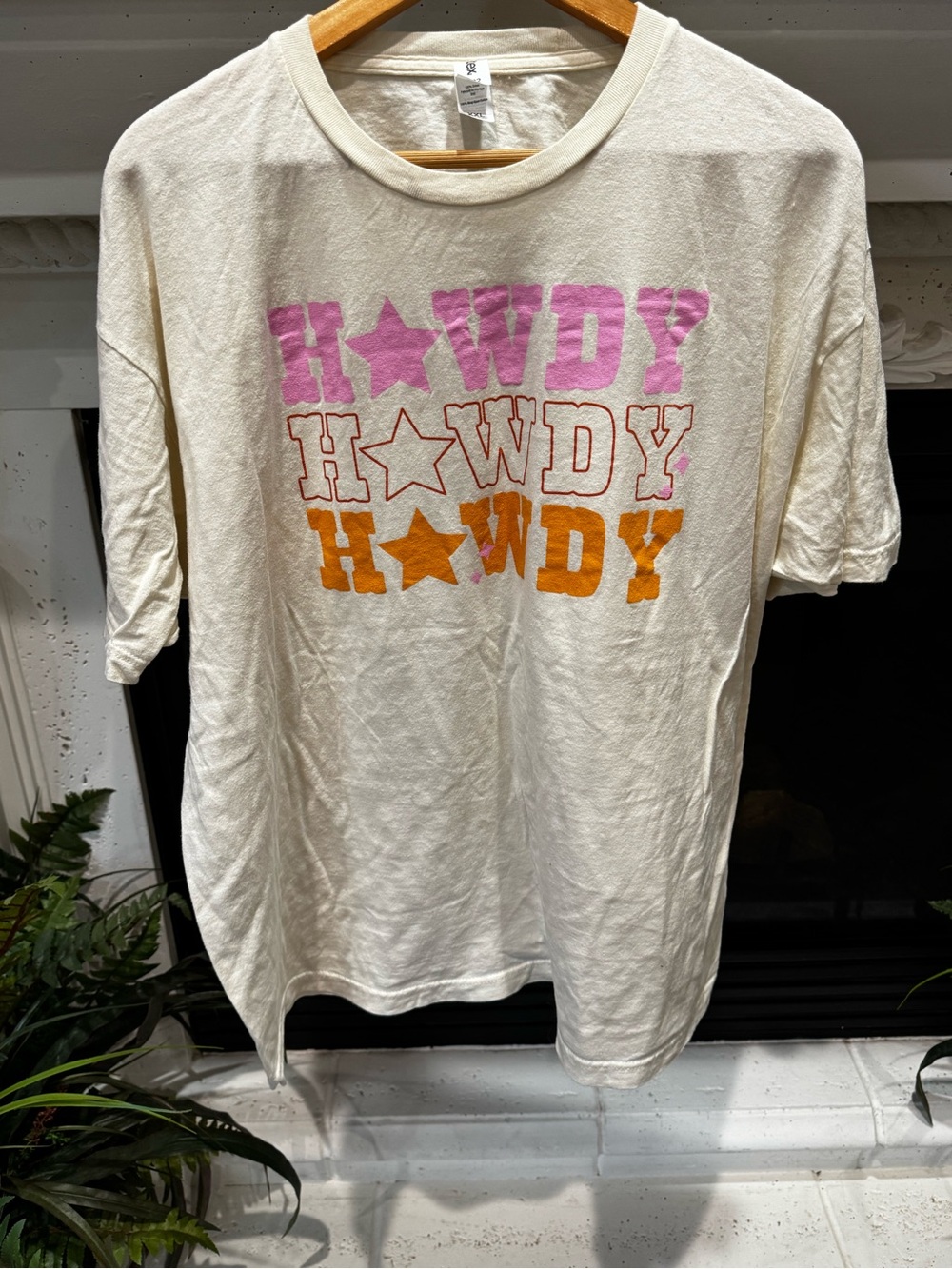 Tultex Cream Short Sleeve Tee with Pink and Orange 'Howdy' Print